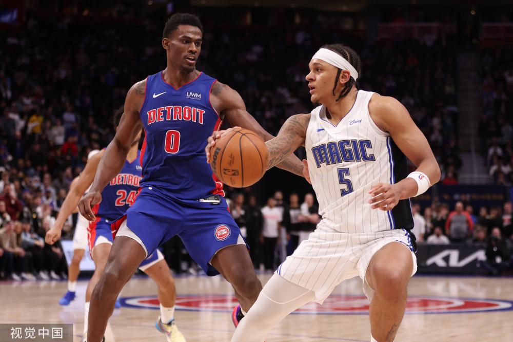 锐利的球场 锐利的球场